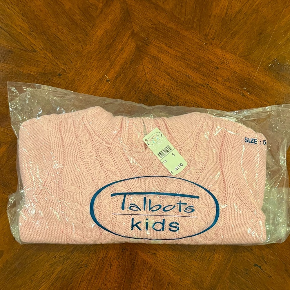 Talbots Kids Embroidered Sweater. NWT. Size 5.